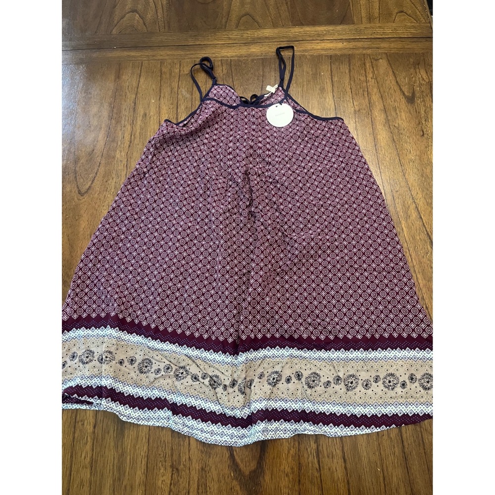 En Creme Burgundy Geometric Boho Lace Up Back Cami Tank Top Medium NWT